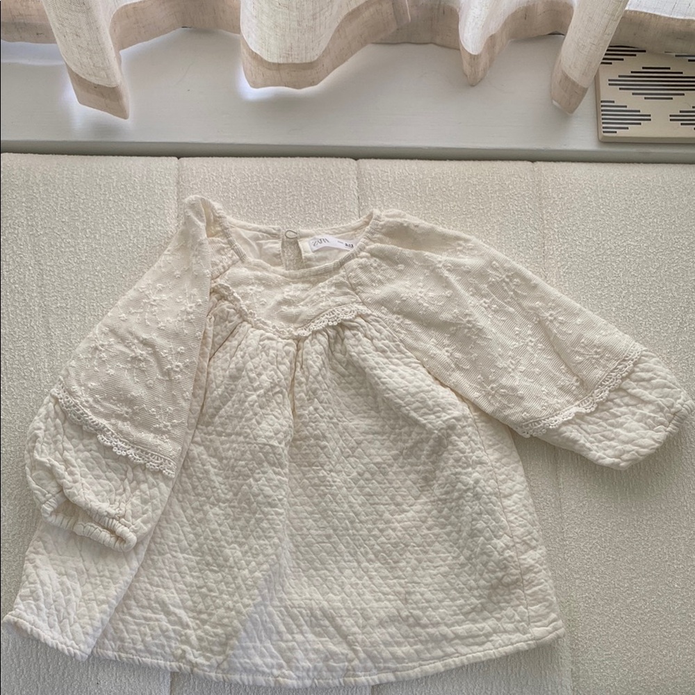 Zara off white girls summer dress with floral embroidery